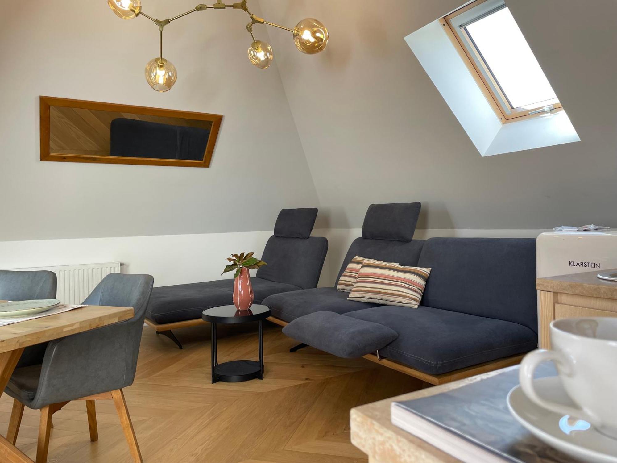Frida Apartman, Exkluziv Varpanoramaval, A Belvaros Sziveben, Ingyenes Parkolassal Veszprém Dış mekan fotoğraf